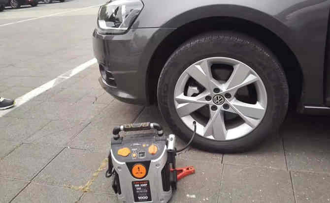 台江区汽车搭电案例